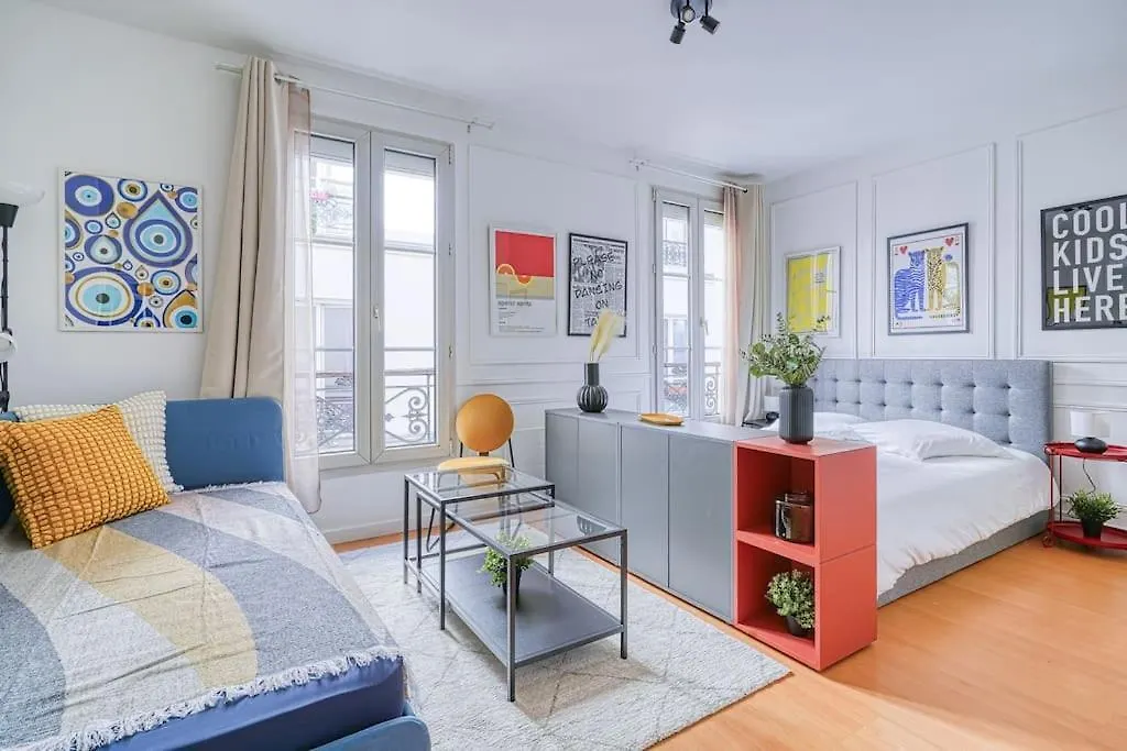 Apartment 3 People Voltaire-Saint Ambroise Paris